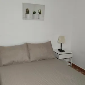 apartamentos-orzola.in-canary-islands.com/